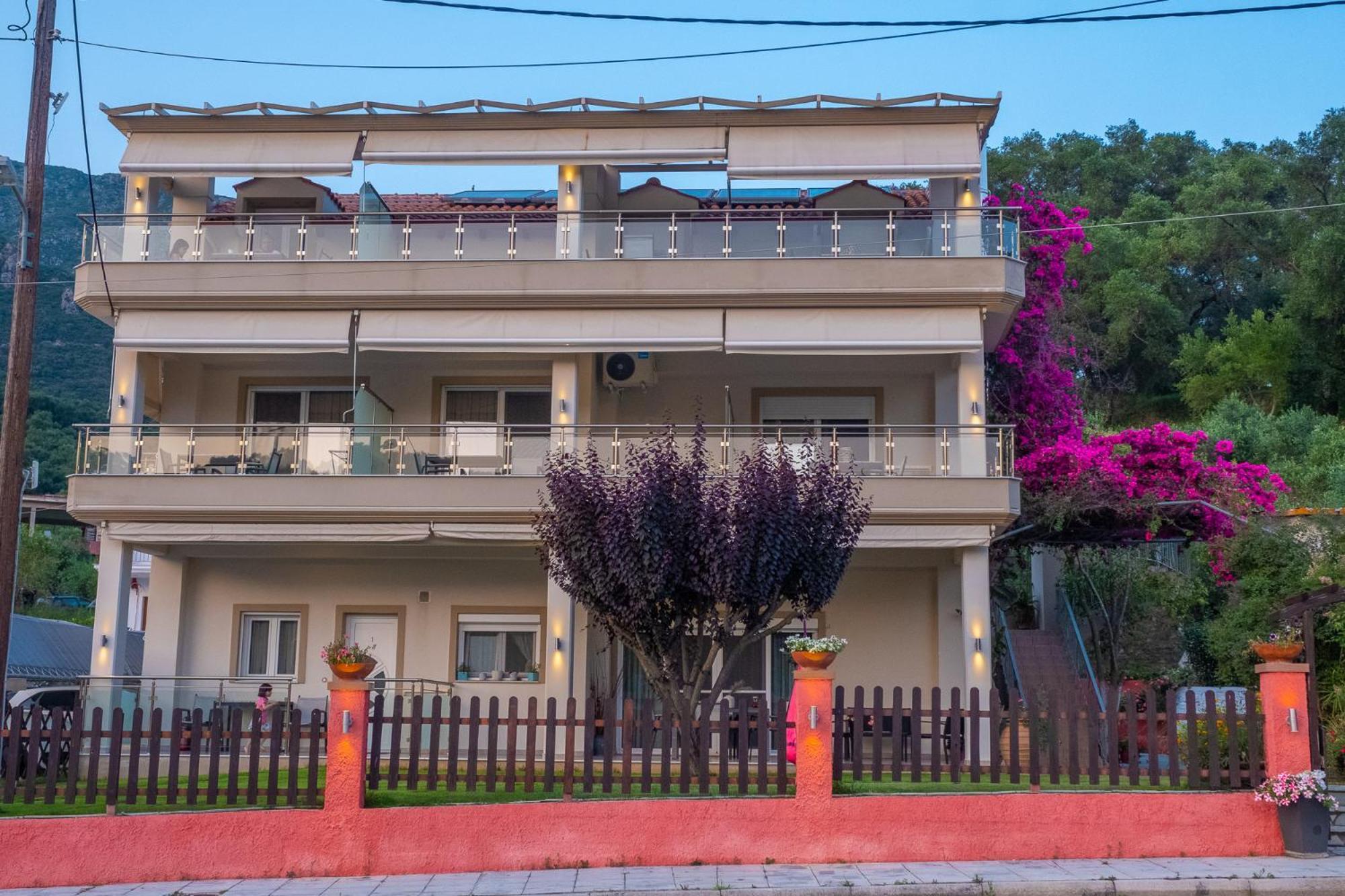 Rousis Studios Parga Buitenkant foto