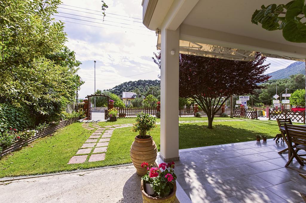 Rousis Studios Parga Buitenkant foto